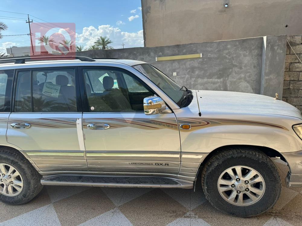 تويوتا لاندكروزر